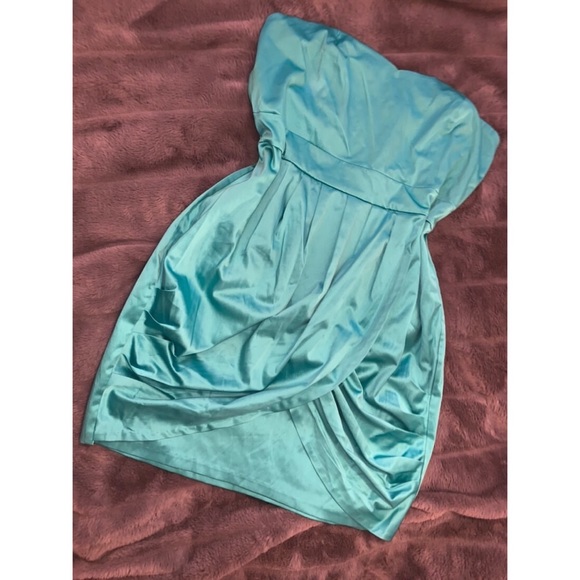 NWT Super Cute Blue Shiny Strapless Dress - Picture 1 of 2